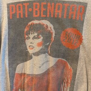 Pat Benatar Tour 2012 Graphic Jersey Gray Tee (L)